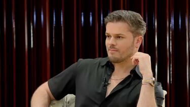 “Não sinto essa pressão”: Mickael Carreira sobre a necessidade de provar o seu mérito como cantor sendo filho de Tony Carreira 