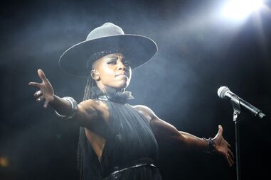 /fotospublicadas/Fotos/2-18819616#9cb6a86b8a506241c10151f7d01d28d1 (20893589) (Milenium)