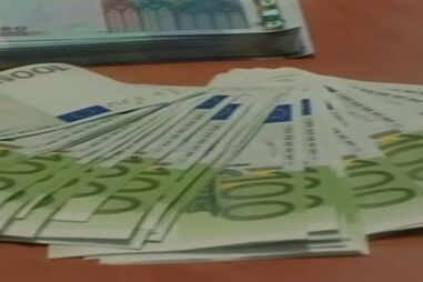 Regulador espanhol nota pressão competitiva sobre bancos tradicionais devido a empresas como Revolut