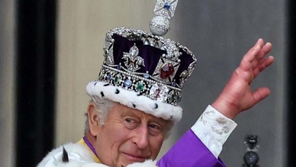 Carlos III está bem de saúde e vai regressar em breve às funções públicas 