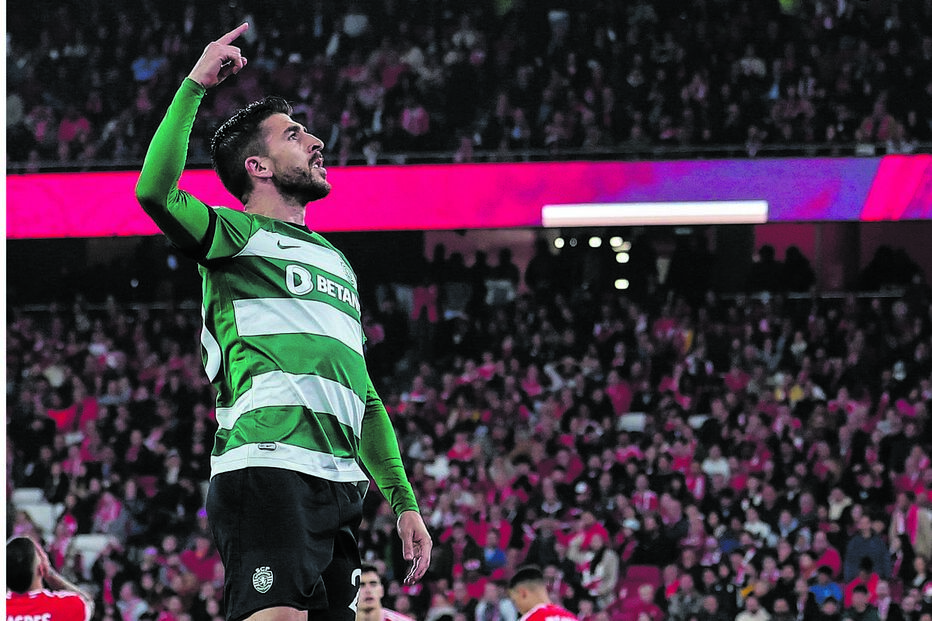 Paulinho festeja o segundo golo do Sporting