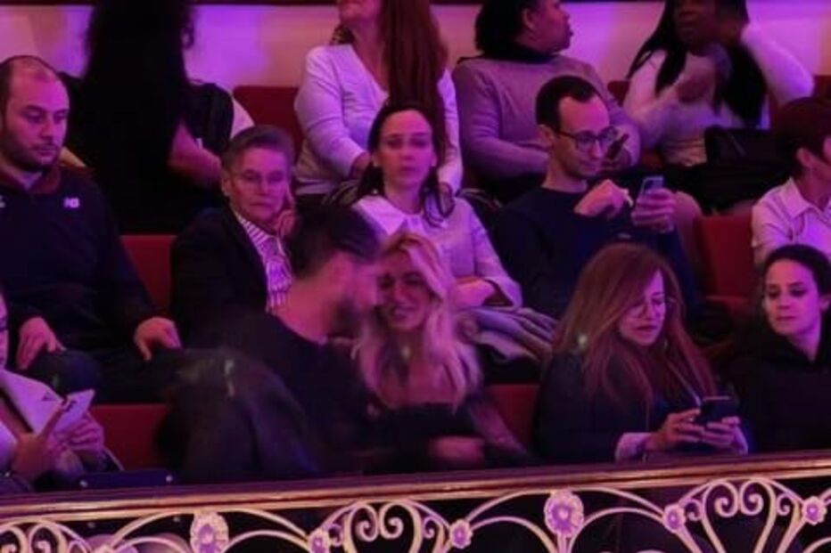 Ângelo Rodrigues e Maria Navarro de Castro foram juntos ao teatro