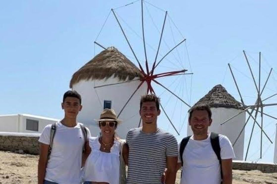 O casal com os filhos