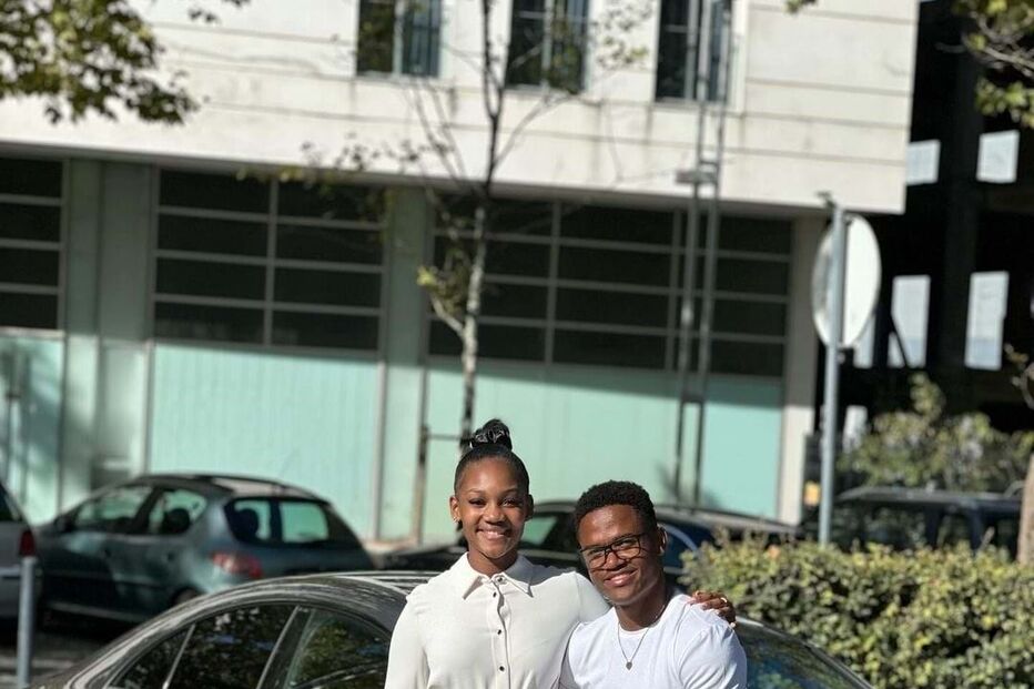 Geny Catamo e a companheira Jennifer Bule