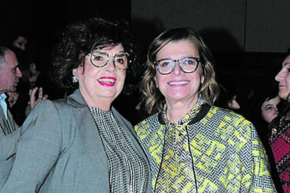 A mãe de Bárbara com Júlia Pinheiro 