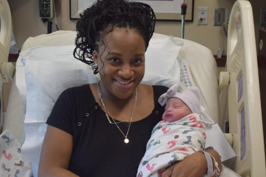 Mulher dá à luz durante eclipse solar e chama a filha de 'Sol' no Texas