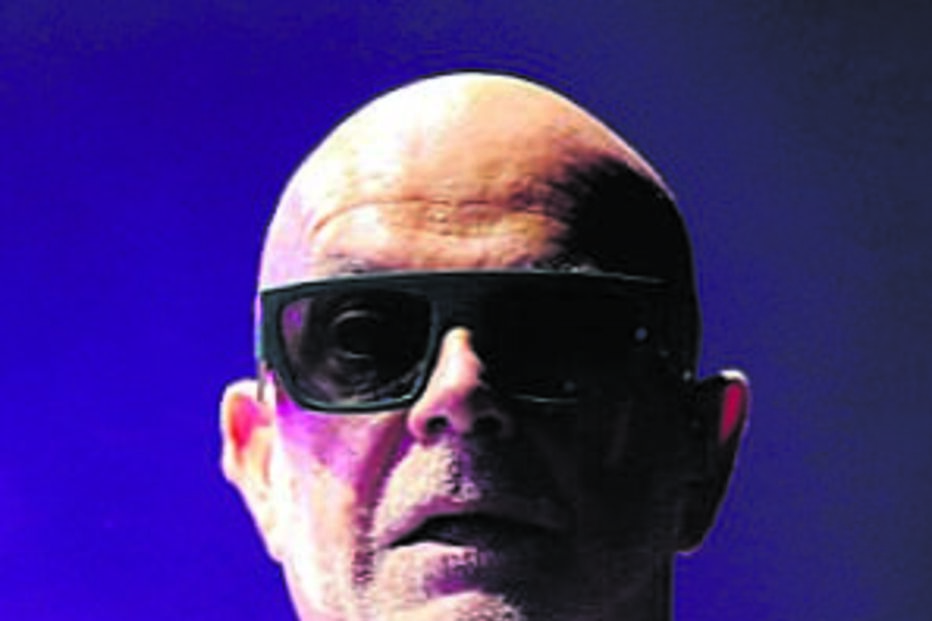 Pedro Abrunhosa reagiu com ‘Ó tempo volta para trás’