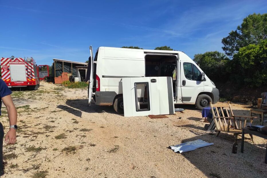 Incêndio seguido de explosão fere gravemente homem em Lagos