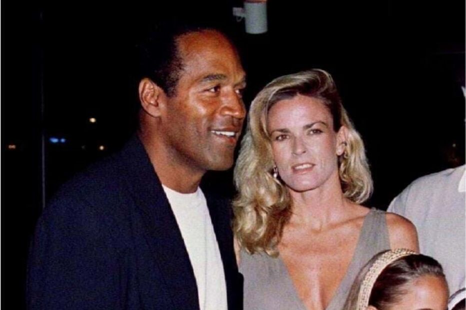 OJ Simpson com Nicole Brown