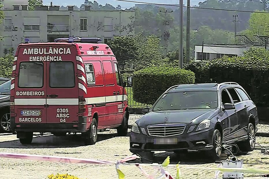 Carro que atropelou a menina, em Lijó, Barcelos