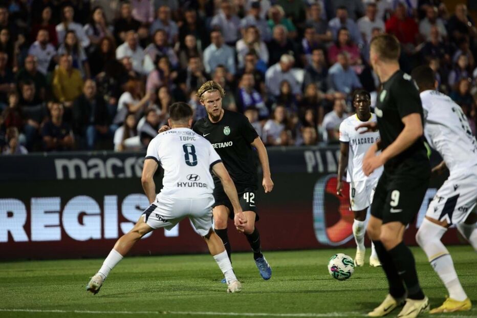 Famalicão vs Sporting	