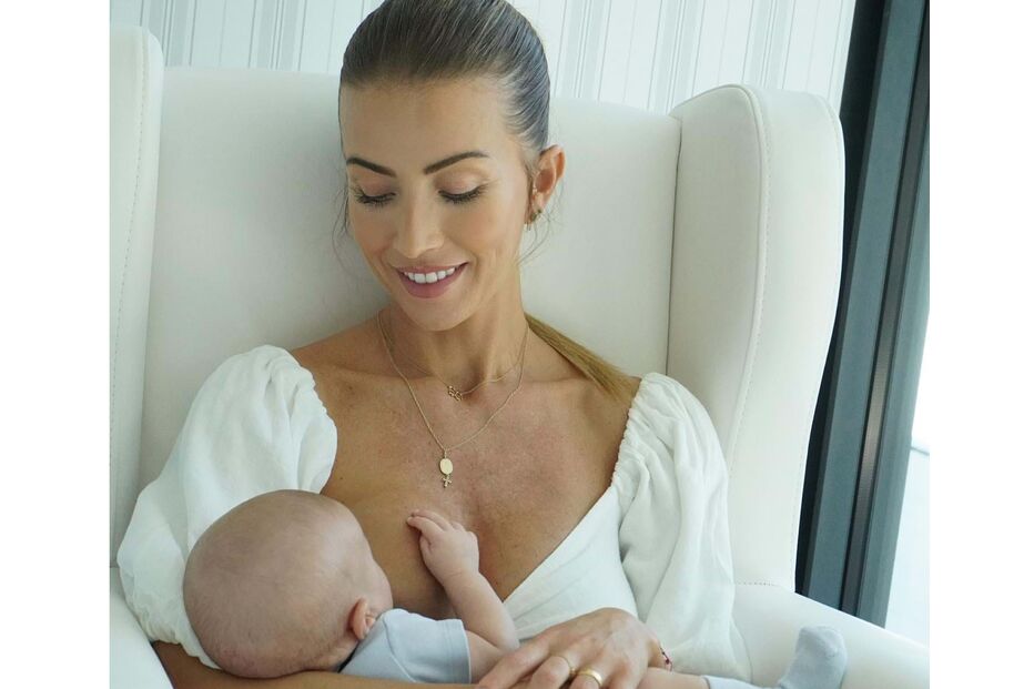 Laura Figueiredo e o filho