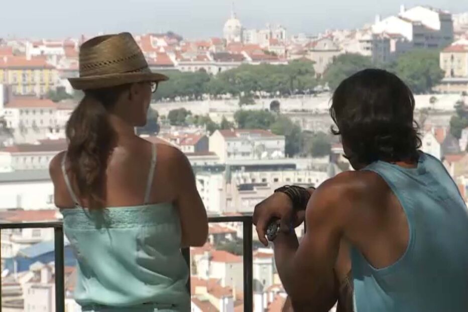 2024-04-19_11_42_04 Turismo melhora excedente externo.jpg