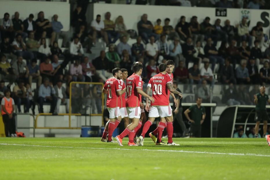 Farense contra Benfica