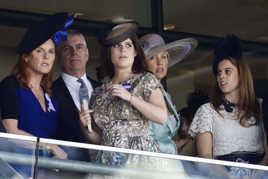 Os duques de York com as filhas