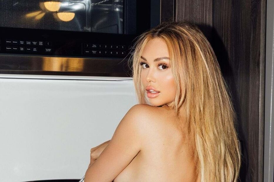 Corinne Olympios