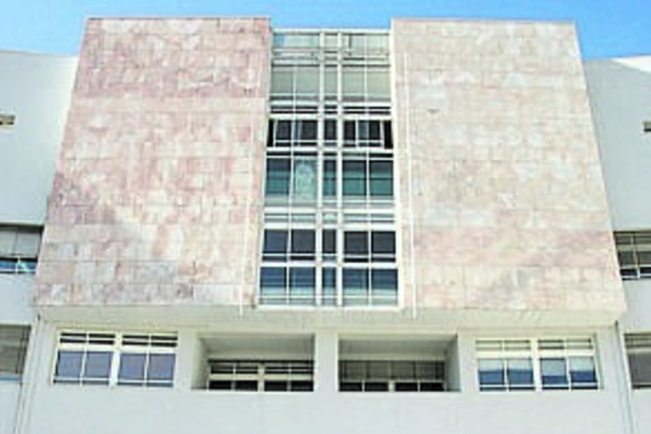 Dono de oficina de automóveis condenado por tentativa de corrupção com 50 mil euros