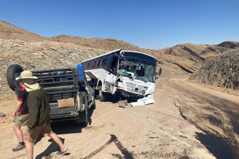 Dois turistas portugueses morrem em choque de autocarro na Namíbia