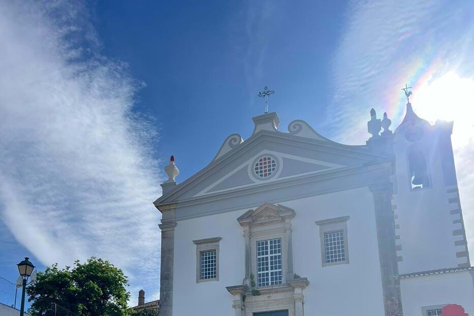 Comemorações do 25 de Abril na aldeia de Estói no Algarve