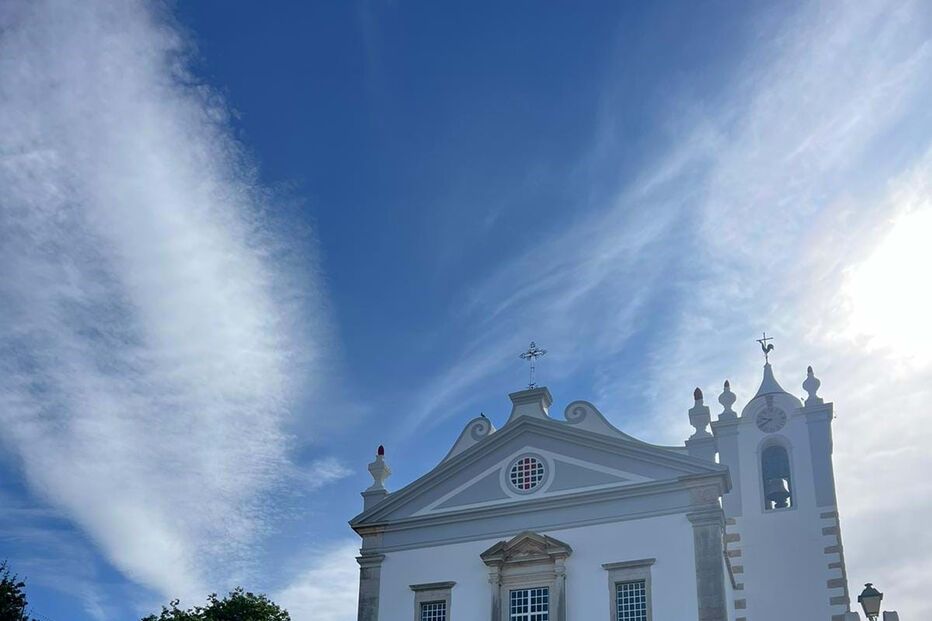 Comemorações do 25 de Abril na aldeia de Estói no Algarve