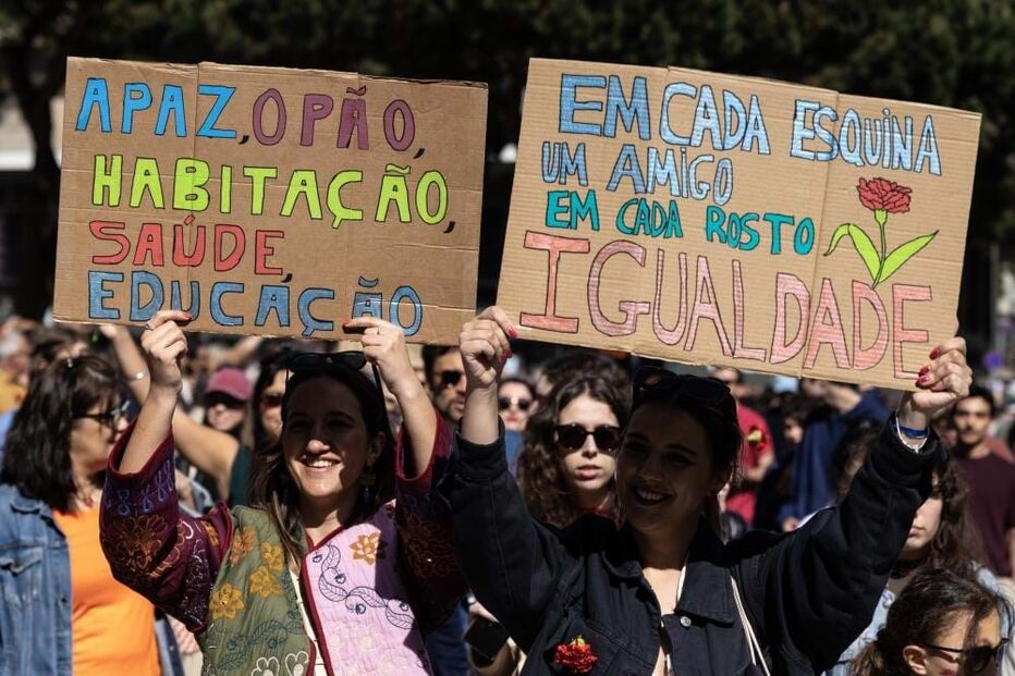 Cartazes 25 de Abril 