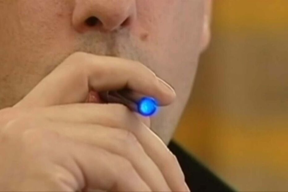 Cigarros eletrónicos com canábis chegam às ruas 