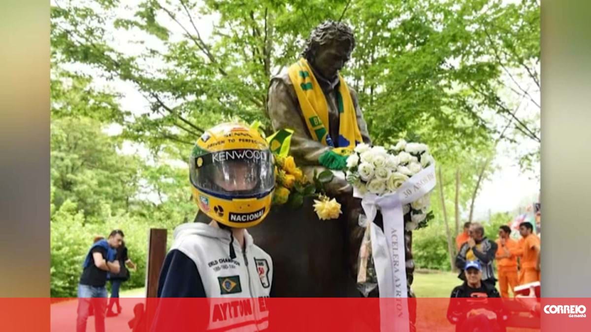 Comentadores do 'Noite das Estrelas' recordam acidente de Ayrton Senna e comentam homenagem feita na pista