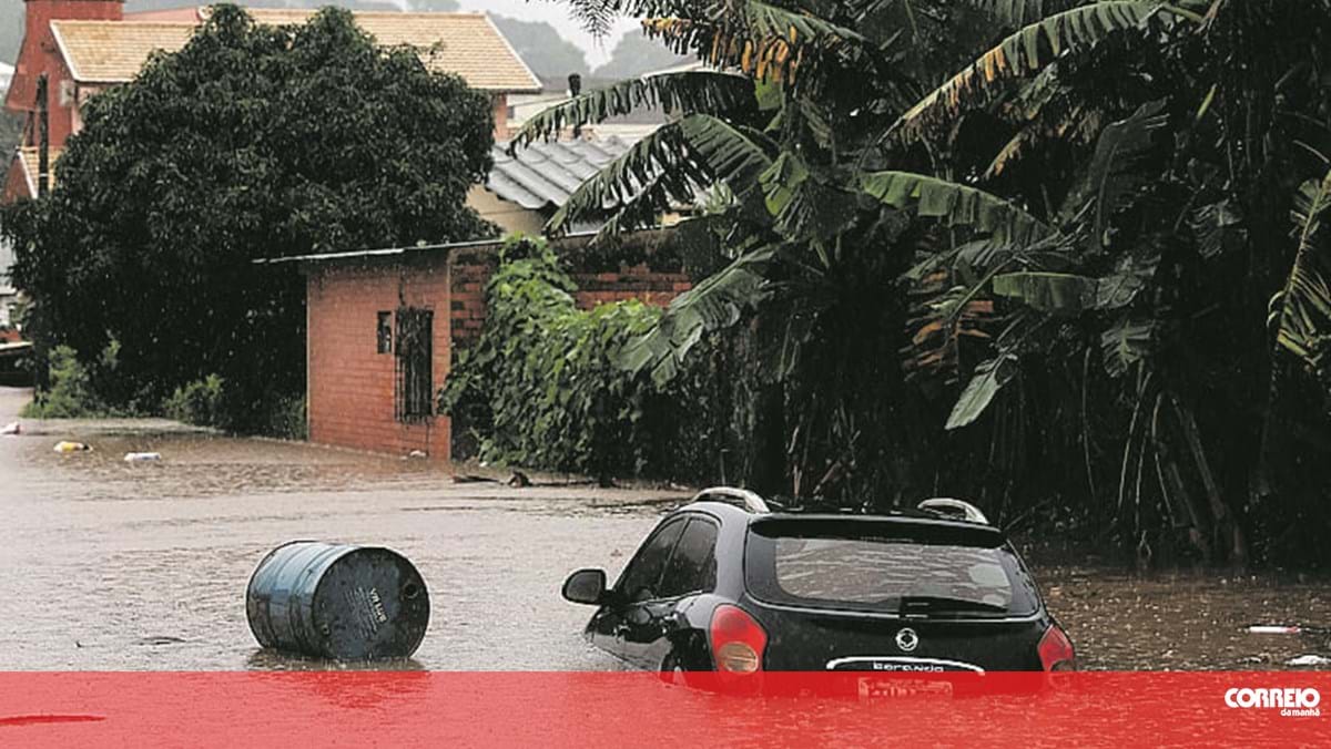 Mais de 40 mortos e 24 mil pessoas sem casa no Brasil devido às chuvas torrenciais