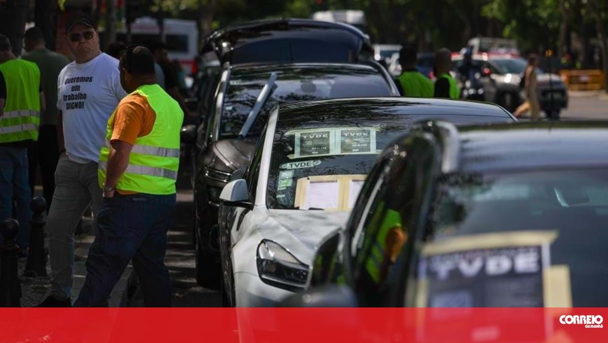 Motoristas da TVDE protestam em Lisboa por melhores condições e por regulação “mais justa” – Sociedade