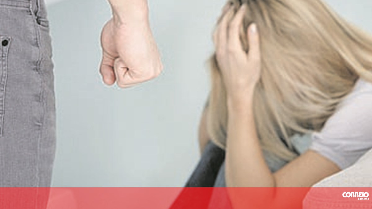 Homem preso por agredir mulher 39 anos mais nova em Faro – Portugal