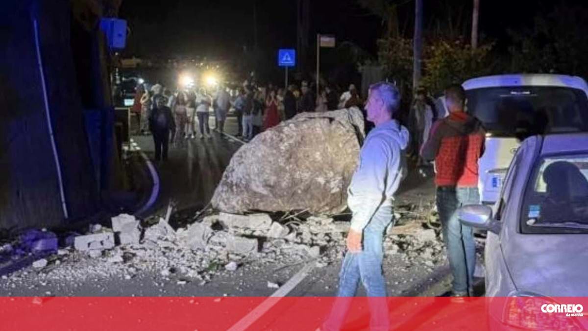 Pedra de grandes dimensões destrói carrinha na Madeira