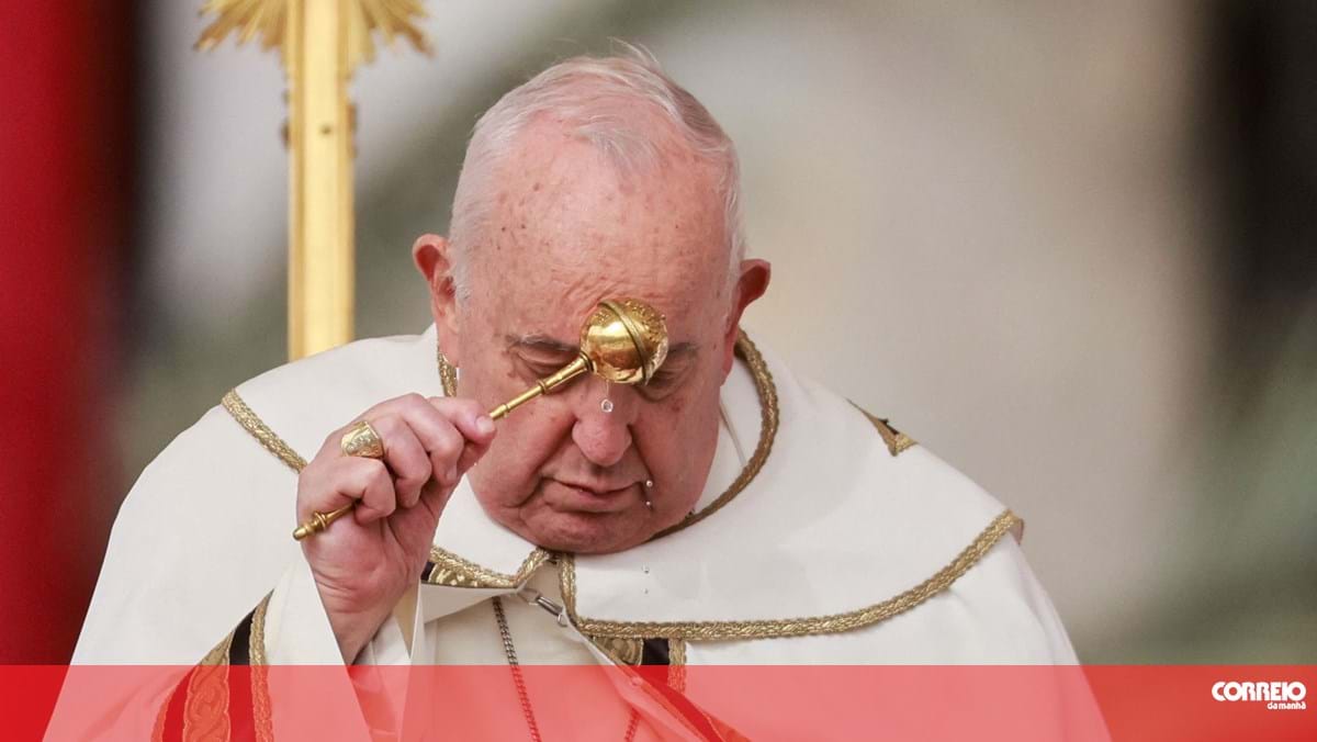 Bispos dizem que Papa Francisco não sabia que termo que utilizou para se referir aos gays era ofensivo – Sociedade