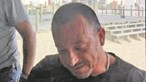 Ex-polícia chora em tribunal e culpa cúmplice em fuga pelo crime de tráfico de droga