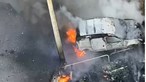 Fogo destrói dois carros no Barreiro 