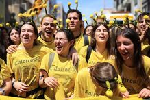 Risos, abraços e muita emoção marcaram o cortejo académico da Queima das Fitas do Porto