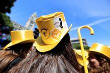 Risos, abraços e muita emoção marcaram o cortejo académico da Queima das Fitas do Porto