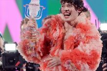 Vencedor da Eurovisão de 2024 devolve troféu em protesto contra a participação de Israel