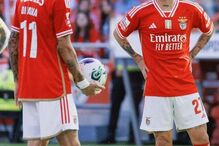 Rafa Silva com Di Maria no último jogo frente ao Arouca