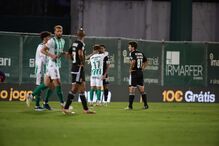 Ukra e Otamendi foram colegas no FC Porto