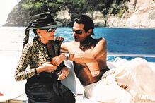 Betty Grafstein e José Castelo Branco num passeio de barco durante uma viagem