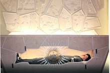  Carlo Acutis está sepultado em Assis, num caixão de vidro 2D.