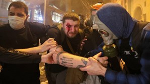 Protestos contra ‘lei russa’ na Geórgia causam vários feridos