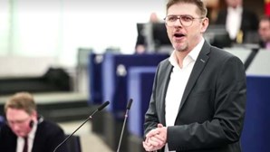 Políticos alemães condenam ataque a eurodeputado do SPD
