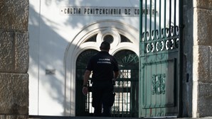 Preso em cadeia de Coimbra recebe cocaína por CTT