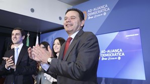 Luís Montenegro anuncia "Aeroporto Luís de Camões" em Alcochete