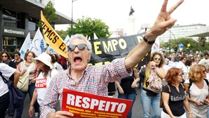 Professores ameaçam com greve e apelam a Marcelo