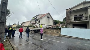 “É o verdadeiro milagre de 13 de Maio ninguém ter ficado ferido”: Explosão violenta destrói casa em Vila Verde