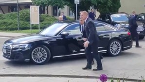 Reveladas as primeiras imagens do momento em que primeiro-ministro da Eslováquia é atacado a tiro