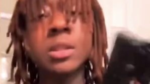 Rapper de 17 anos dispara acidentalmente sobre si mesmo enquanto exibia arma nas redes sociais