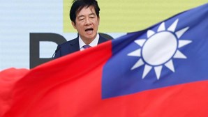 China lança manobras militares "ao redor" de Taiwan após tomada de posse de presidente da ilha 